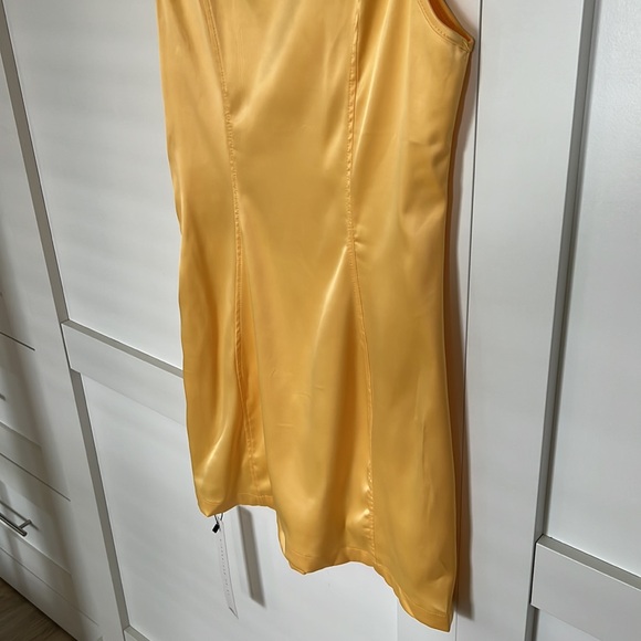 Yellow!!! Dress with Matching Bow - Picture 5 of 12